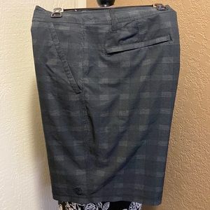 NWOT Hang Ten hybrid shorts